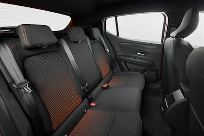 El interior del nuevo modelo luce renovado