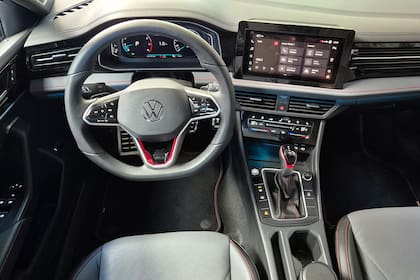 El interior del nuevo Volkswagen Vento GLI