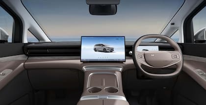 EL interior del XPENG X9 EREV sería igual a su alternativa eléctrica