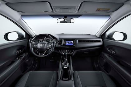 El interior tiene muy buena calidad en materiales y terminaciones