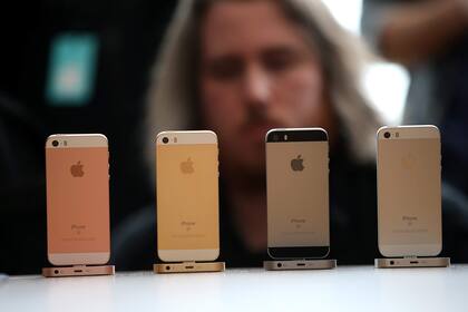 El iPhone SE debutó en 2016 con un diseño inspirado en el iPhone 5S