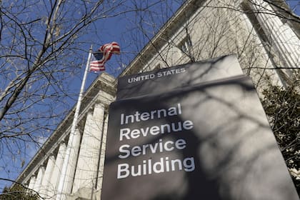 El IRS establece como requisitos clave para calificar que el niño sea menor de 17 años y tenga un número de Seguro Social válido