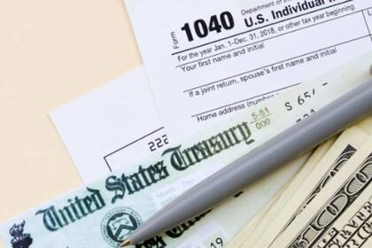El IRS estima que más de 1000 millones de dólares en reembolsos siguen sin reclamar por los contribuyentes de todo EE.UU. que no han presentado su Formulario 1040