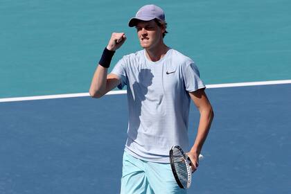 El italiano Jannik Sinner, actual número 10 del mundo, ganó la última edición del Masters de la Nueva Generación, en 2019.