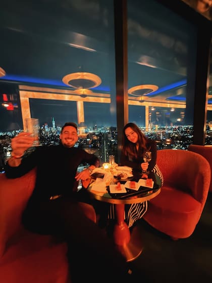 El itinerario incluyó románticas cenas y paseos por la ciudad (Foto: Instagram @nicoocchiato)