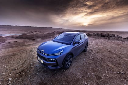 El JAC JS6 PHEV, otro SUV PHEV