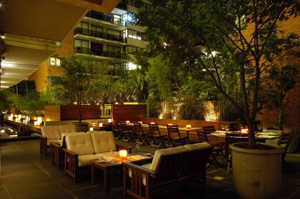 El jardín interior del Hotel Madero