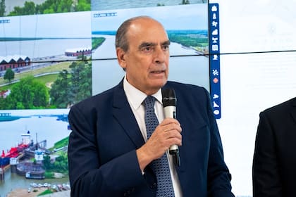 El jefe de Gabinete, Guillermo Francos, expresó su preocupación por la posibilidad de que la ficha limpia pudiera ser vista como una proscripción