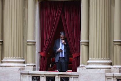 El jefe de Gabinete, Manuel Adorni, en el Congreso