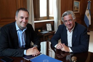 Manuel Adorni canceló su conferencia y tendrá agenda en Olivos