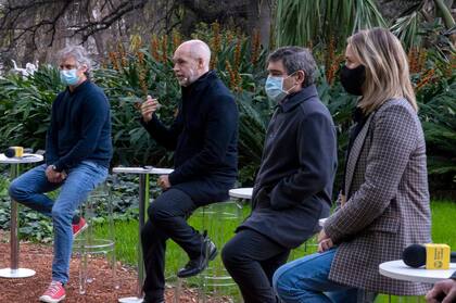 El jefe de Gobierno porteño, Horacio Rodríguez Larreta, en la conferencia matutina en el Jardín Botánico.