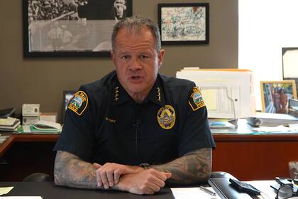 El jefe de policía de St. Paul Axel Henry ofreció un comunicado sobre lo sucedido