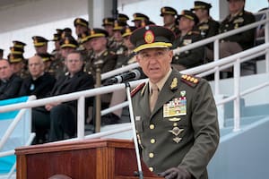 El jefe del Ejército dijo que “el cuidado de la salud y la atención asistencial son una prioridad”