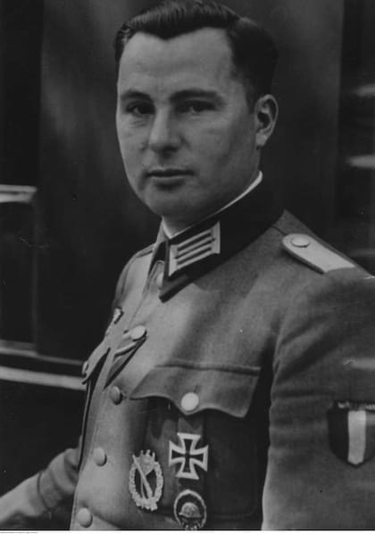 El jefe del partido nazi belga durante la Segunda Guerra Mundial León Degrelle, que fue protegido por el régimen franquista