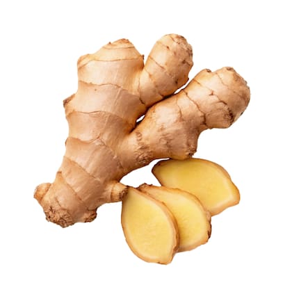 El jengibre es una planta aromática que pertenece a la familia de la cúrcuma y el cardamomo. Tiene flores de color púrpura y un tallo subterráneo en forma de rizoma, que es lo que conocemos y habitualmente encontramos en las fruterías y supermercados