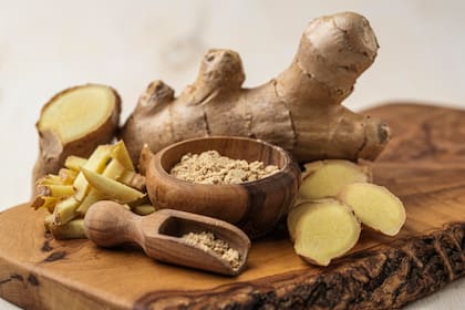 El jengibre tiene propiedades analgésicas, antipiréticas y antibacterianas