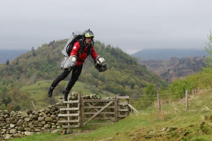 El jetpack del servicio británico en acción