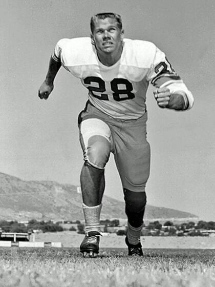 El joven aprovechó su talento con los deportes para socializar con sus amigos