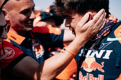 El joven español Édgar Canet, un prodigio en la materia, ganó el Rally Dakar en su primera participación