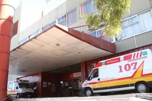 El joven estaba internado en grave estado en el Hospital Municipal de Urgencias (Foto: NA)