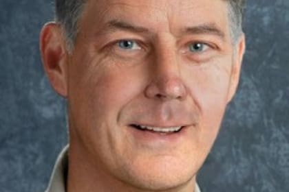 El joven hoy tendría 69 años