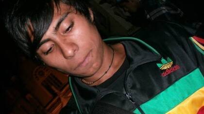 El joven Lautaro Mauri, de 19 años, es buscado en Ecuador tras el terremoto