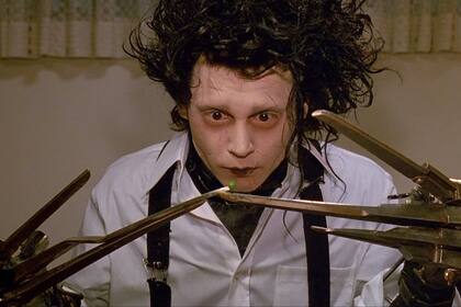 El joven manos de tijera