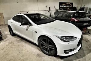 El joven recurrió a ayudar profesional tras la decisión que tomó (Crédito: Instagram @bbombsu)