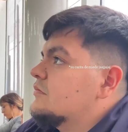 El joven tuvo que buscar ayuda profesional por su problema (Captura: @cieloagostina1_)