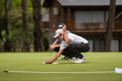 El juego en equipo sobre el green, para leer mejor las caídas