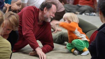 El juego fomenta confianza tanto en chicos como en adultos