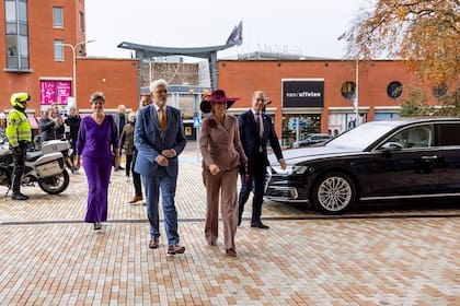 El jueves la reina Máxima visitó la ciudad de Assen, en la provincia de Drenthe, para participar del aniversario número 50 de una empresa (Foto: Instagram @koninklijkhuis)