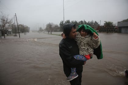 El jueves pasado, las y los habitantes de La Plata rememoraron la trágica inundación de 10 años atrás