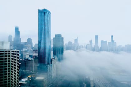 El jueves pasado, por ejemplo, a pesar de que la temperatura en Chicago rondaba los 10 grados Celsius, la sensación térmica hacía que el aire se sintiera mucho más frío (Imagen de archivo)