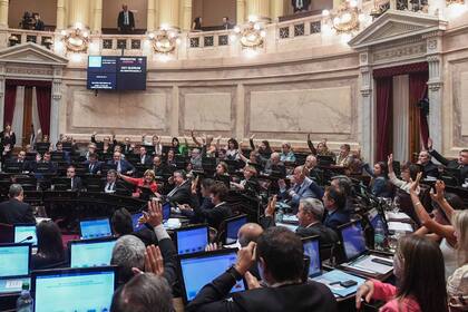 La votación del Senado que sancionó la ley de movilidad jubilatoria