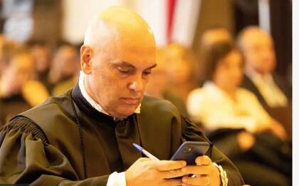 El juez Alexandre de Moraes le dio a X 24 horas para nombrar a un representante legal en Brasil.