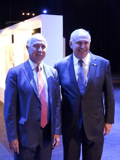 El juez de la Corte Suprema de la Nación, Ricardo Lorenzetti, junto a Marc Stanley, embajador de los Estados Unidos en Argentina
