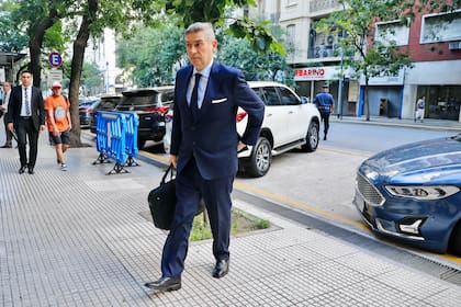 El juez de la Corte Suprema, Horacio Rosatti, al llegar al Palacio de Tribunales