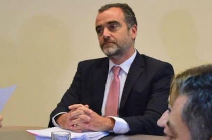 El juez Facundo Maggio fue designado por Manzur, pero favoreció con un fallo a Alperovich