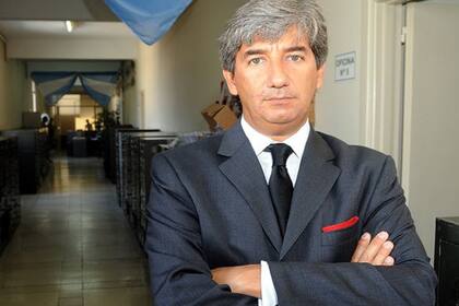 El juez federal de Mendoza Walter Bento fue acusado y procesado como presunto jefe de una asociación ilícita, cohecho activo, cohecho pasivo, lavado de activos, enriquecimiento ilícito, violación de secretos, violación de deberes de funcionario público y falso testimonio.