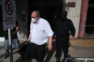 El juez Martín Bava, al salir de los tribunales de Dolores