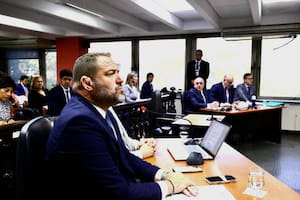 Destituyeron al juez acusado de robarse 144 monedas de oro