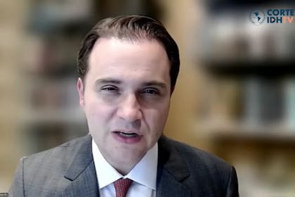 El juez Rodrigo Mudrovitsch, de Brasil, vicepresidente de la CIDH, encabezó la audiencia de la sentencia del caso Marcela Iglesia y otros vs Argentina