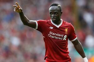 Sadio Mané envió 300 camisetas de Liverpool a su pueblo de Senegal