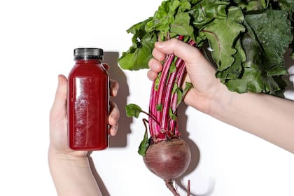 El jugo de remolacha ofrece beneficios saludables