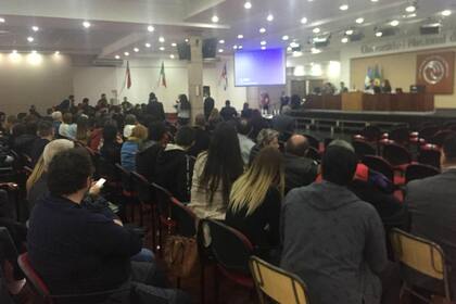 El juicio se realizó en la Universidad Nacional de La Matanza ante gran cantidad de público