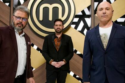El jurado de Masterchef Celebrity: Donato de Santis, Damián Betular y Germán Martitegui.