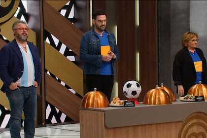 El jurado, con la camiseta de sus amores