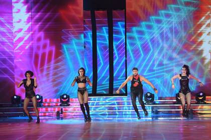 Nico Occhiato llegó a la final del "Súper Bailando" y esta noche se enfrenta contra su expareja, Flor Vigna