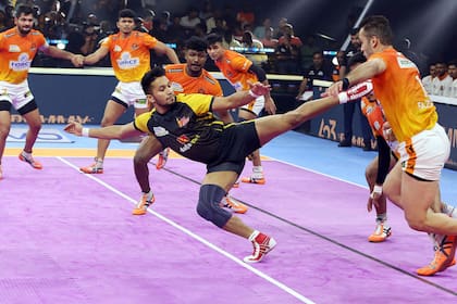 El kabaddi es famoso por su combinación de fuerza, estrategia, velocidad y resistencia